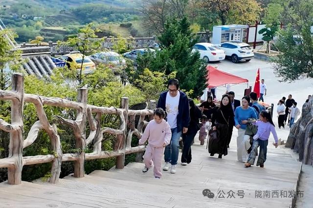 湖光山色焕新颜，西和国庆醉美相见