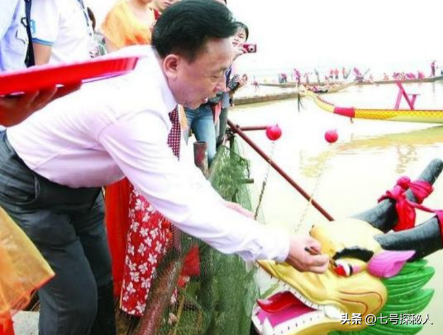 翻牌睡觉、狂生私生子，年过7旬的他还在拼命播种，究竟图啥？