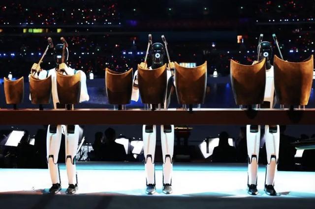 这款在十五运会开幕式表演的机器人，将在柳州量产！
