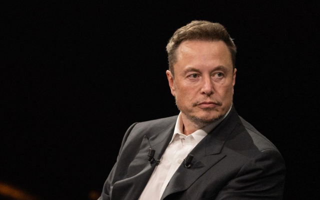 特朗普对中国发狠招，万亿军费造“黄金舰队”？大崩盘开启了！