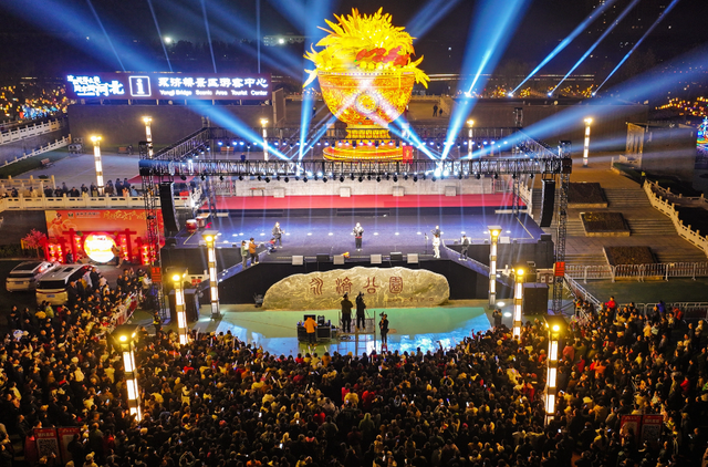 河北这小城火了，废弃厂房变网红地，公司排队入驻，就为一盏灯？