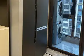 别再买“嵌入式”冰箱了，现在流行“零嵌入式”，看着更美更高级图片