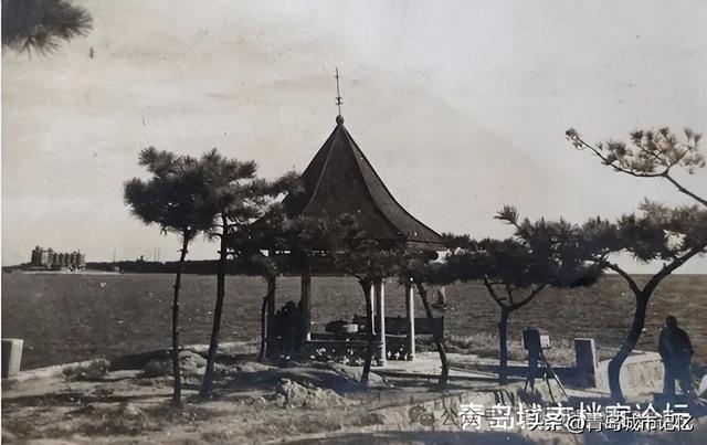鲁迅公园，三座观景凉亭原来历史悠久