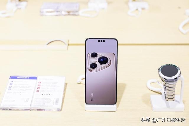 华为参展2025中国移动大会：以创新技术描绘全场景生活新蓝图