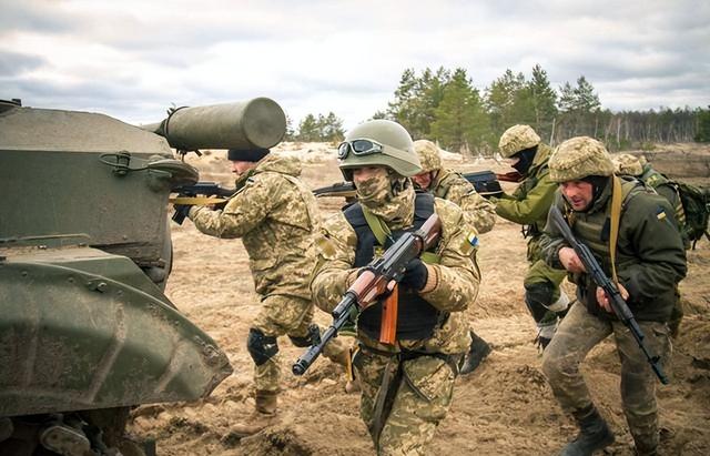 和平已无望？马斯克预言大战时间，美政府已签字：提到台湾省8次