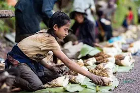 亚洲“穷到吃土”的6个国家，4个是我国邻居，他们过着怎样生活？图片
