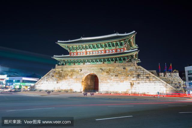为去中国化，多年前韩国把“汉城”改名首尔，如今他们后悔莫及