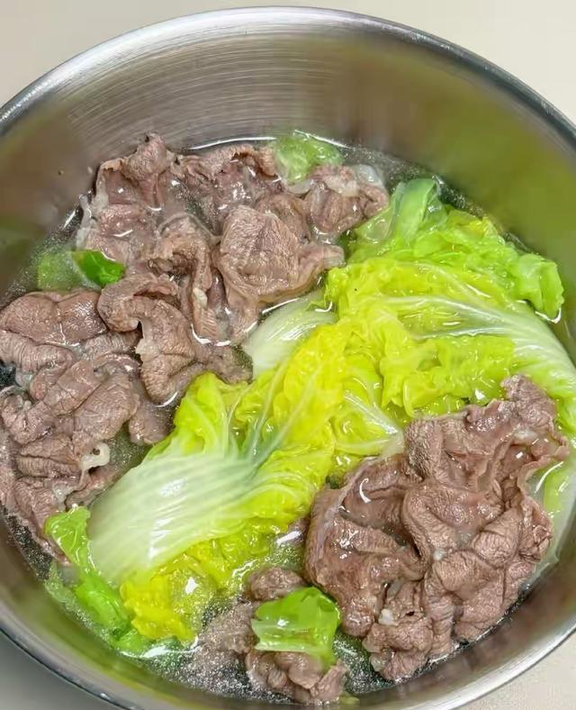 从168斤瘦到110斤！我靠“早晚饭公式”半年掉58斤，连便秘都顺了