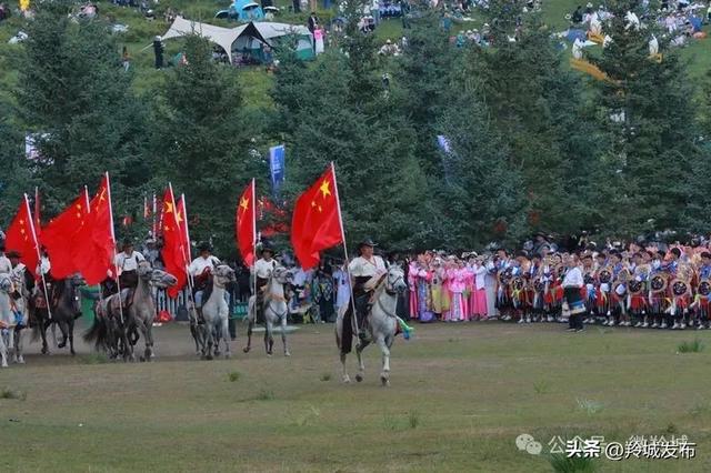 【相约九色甘南香巴拉】组图|跨越时光的羚城之约：祝福与未来的双向奔赴