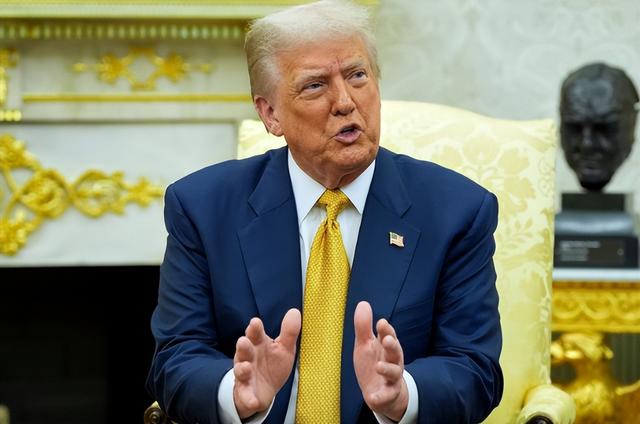 逆转！美国撤销12项对华制裁，美财长表态，连对中国的称呼都变了，特朗普被敲打：赶紧放开出口