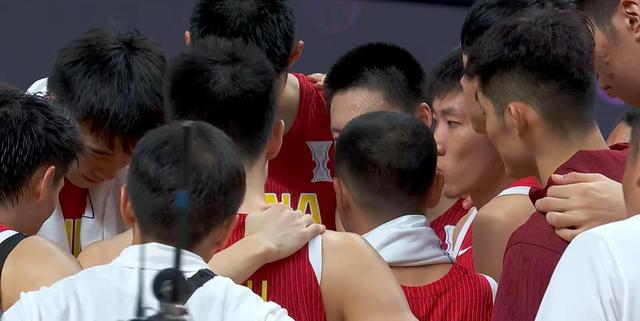 一场90：89！比赛有四大不可思议，三个不争事实，王俊杰泪洒现场
