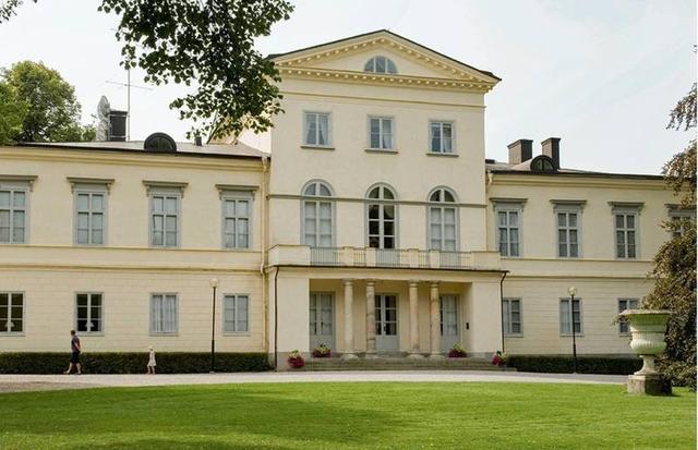 全球最富有王室的豪华住宅大揭秘