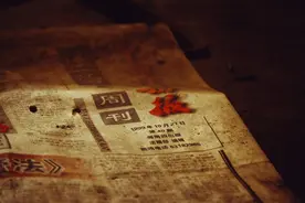 这仨人：右边的越来越出名，左边的却逐渐被遗忘了。图片