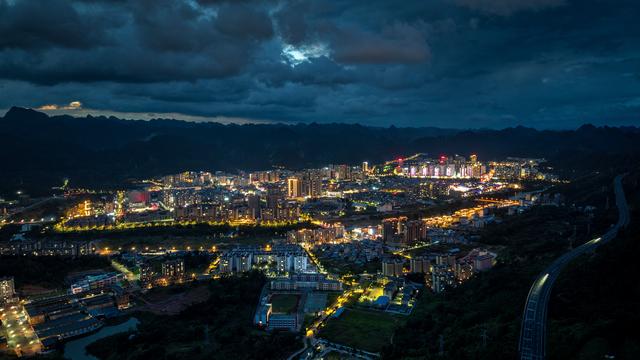 为什么继续押小七孔，反而可能拖慢荔波