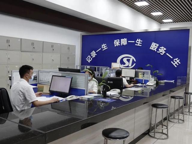 社保大变天！50 岁以上必看，没这晚年可能要喝西北风！