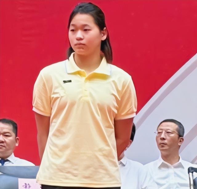 全红婵发胖惹全网担忧，夺冠后打脸黑粉，与王伟莹才磨合一个月
