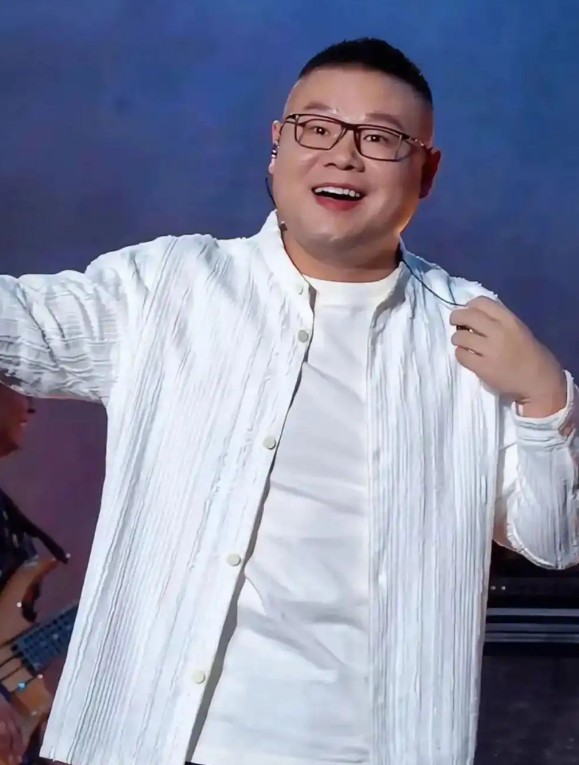 2026央视春晚首次彩排明星全名单出炉，网友：咋还有“春晚混子	”