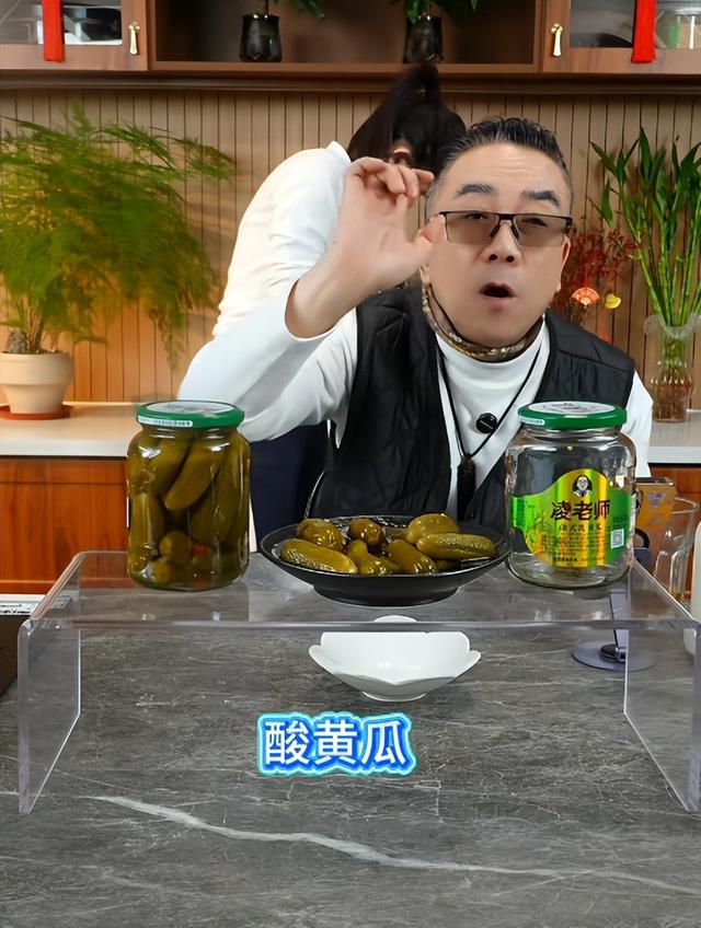 麻烦大了！闫学晶道歉仅1天，2个细节暴露野心，这次赵本山也遭殃