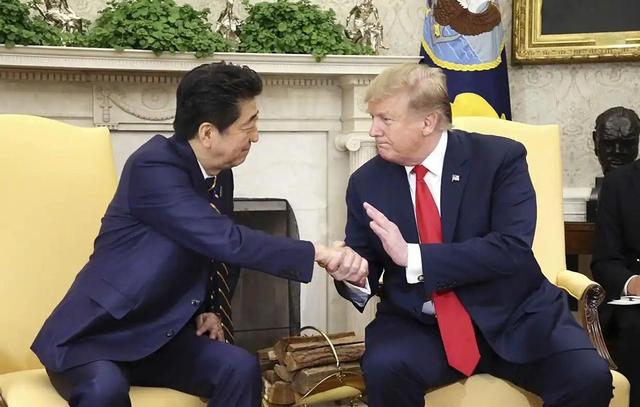 日本未来将向何处去？“安倍经济学”幻灭之后日本的出路在哪里？