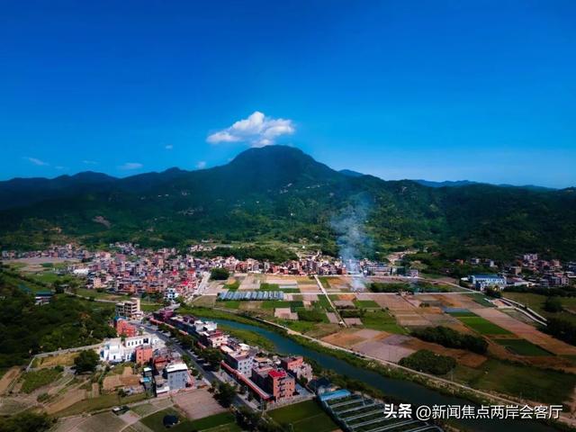 莲花好所在 | 一处自然与艺术交融的佳境，一座令人陶醉的山岳之地→