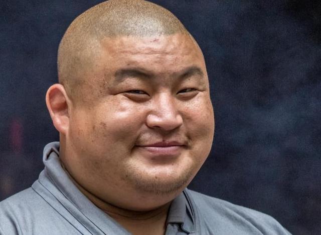 和尚们每天吃素还会发福？看了他们的伙食，瞬间明白为啥长胖了