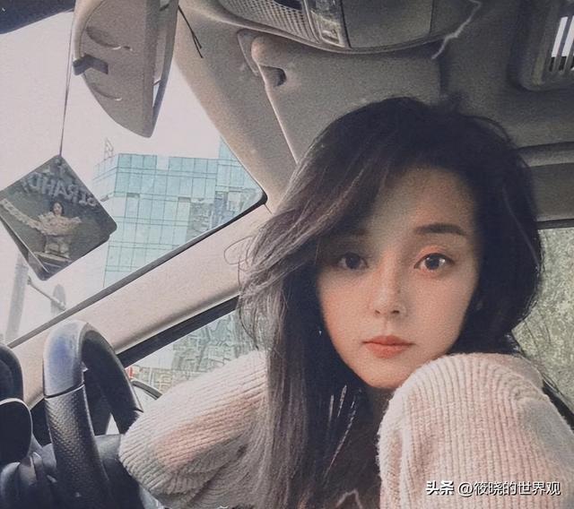 女兵领队王媛私生活照曝光后，才知她牺牲有多大，老公直言很骄傲