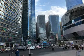 在贵阳，住老破小、花果园、观山湖，分别意味着什么？图片