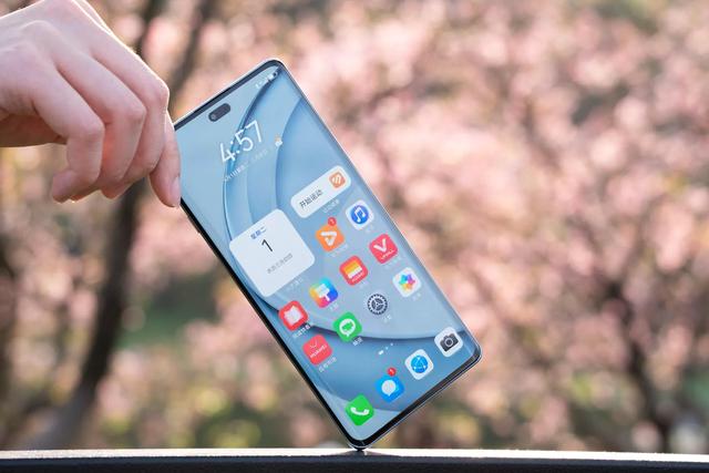 没网没信号也能通信？华为畅享 70X系列可靠耐用，户外党狂喜
