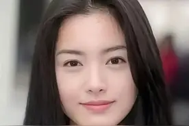 36岁扮4岁幼女还让人拍手叫好的，只有她图片