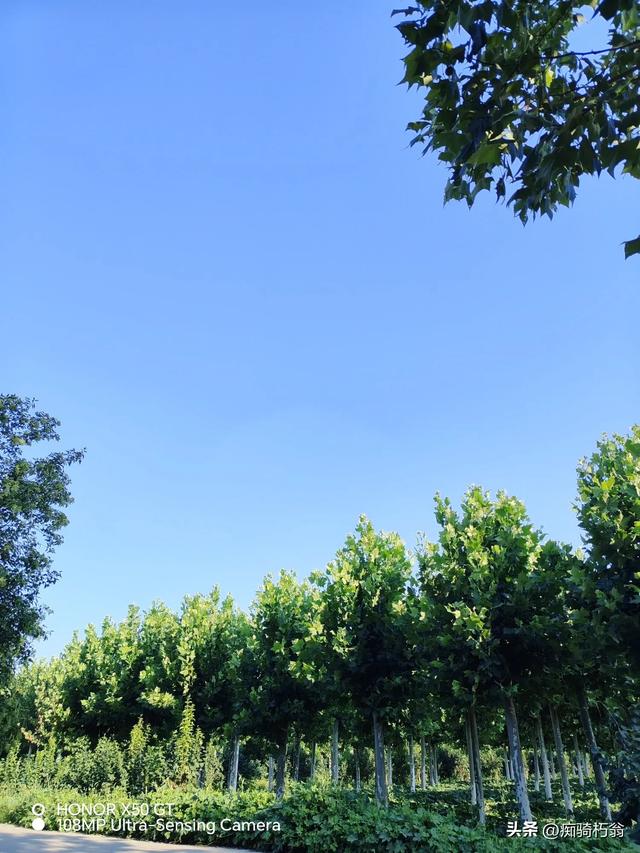 蓝天白云之美