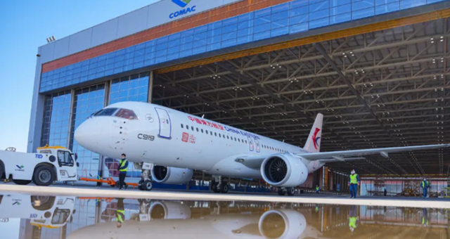 绝不向中国低头！宁愿裁员9000破产	，也不接受中国的帮助