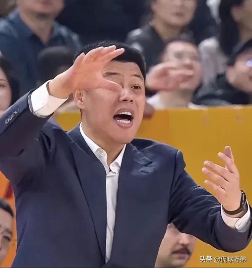 事情闹大!CBA对山西球迷吐口水开出罚单!结果要北京首钢来买单