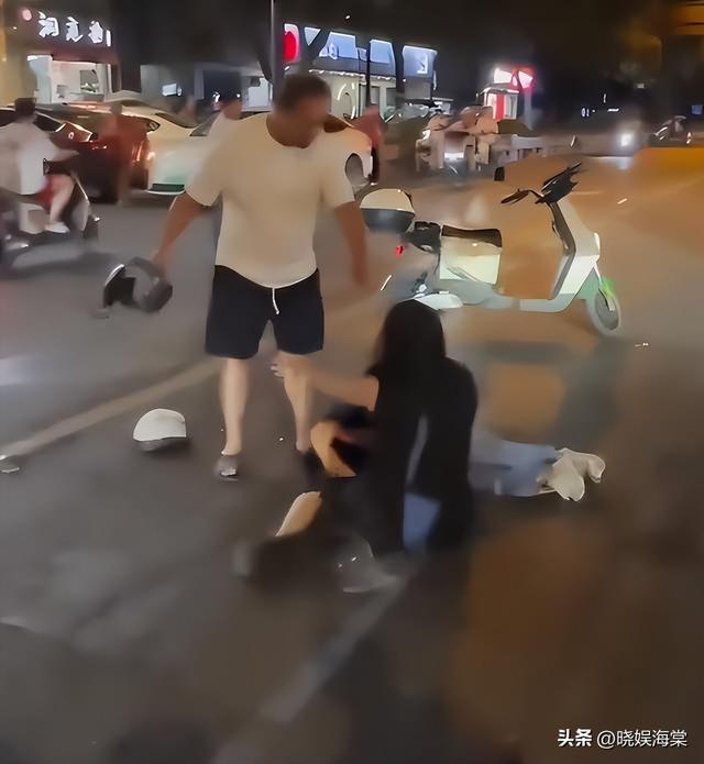 男子暴打情夫后续：妻子下跪求饶，知情人爆猛料，恶心的还在后面