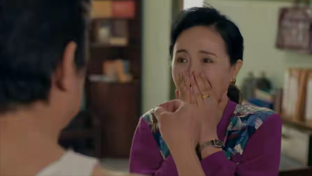 赵丽颖新剧《小城大事》刚播就差评一片，观众的差评理由出奇一致