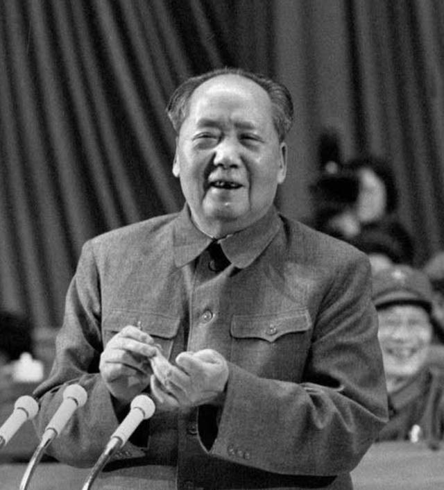 74年李先念找到李德生，沉默半晌后说：要你辞职，是毛主席的建议