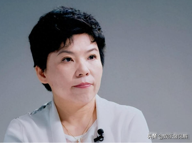 败光20亿、向洋人下跪、国籍成谜，邓亚萍身上的标签到底是真是假