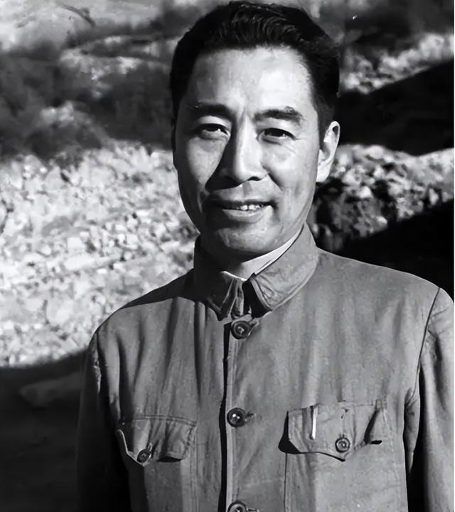 1975年李富春病逝，追悼会上独生女未出现，知情者称：蔡畅不许
