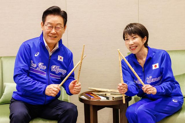 中韩谈判已开始！日本右翼紧张了，关键时刻，特朗普做出紧急决定