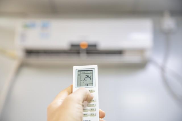冬季取暖，电暖器和空调哪个更划算？账算出来了，你可别选错了