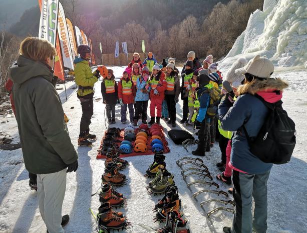 【京郊最美自驾！闯入“一半流水一半冰封”的冰雪仙境】❄️