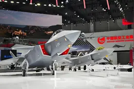 “军事评书家”点评歼20S，是对中国航空人不懈努力的侮辱图片