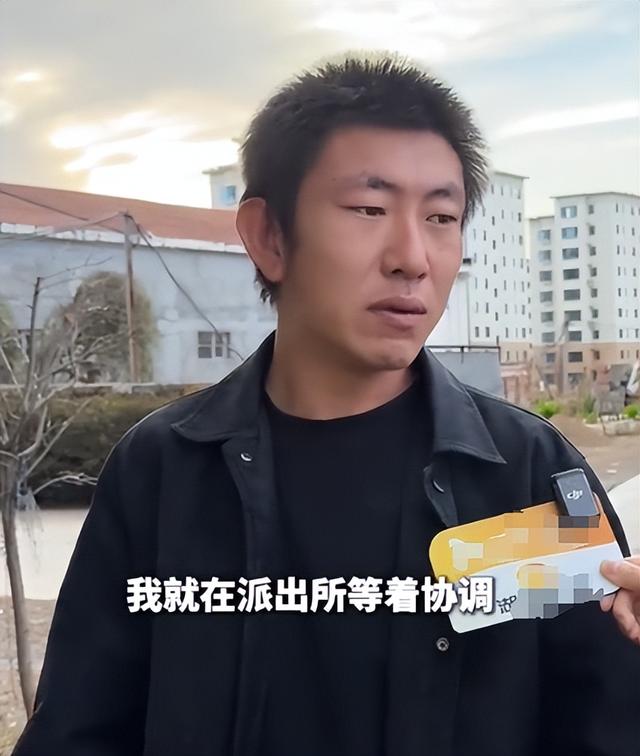 山西反杀案新细节太气人，申家儿子不在场，原告对警察放狠话？