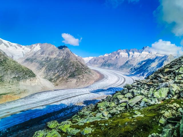 瑞士阿莱奇冰川徒步｜站在巨大冰川前那一刻，我知道什么叫震撼