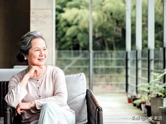 惊人的人际准则：人到晚年不管和谁往来，别让对方轻易“拥有”你