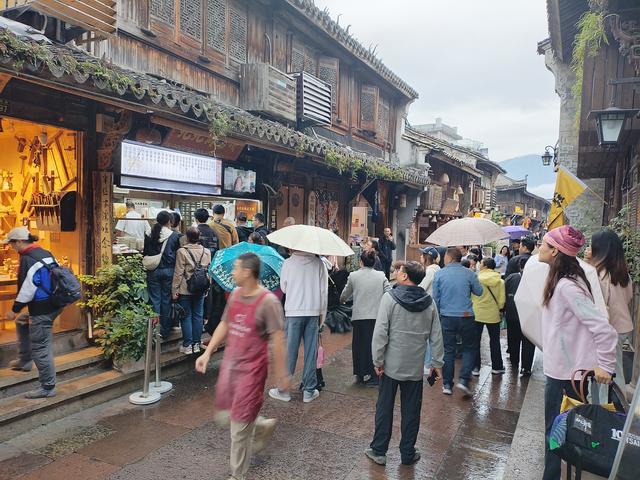 2025秋游：雨中游台州府城