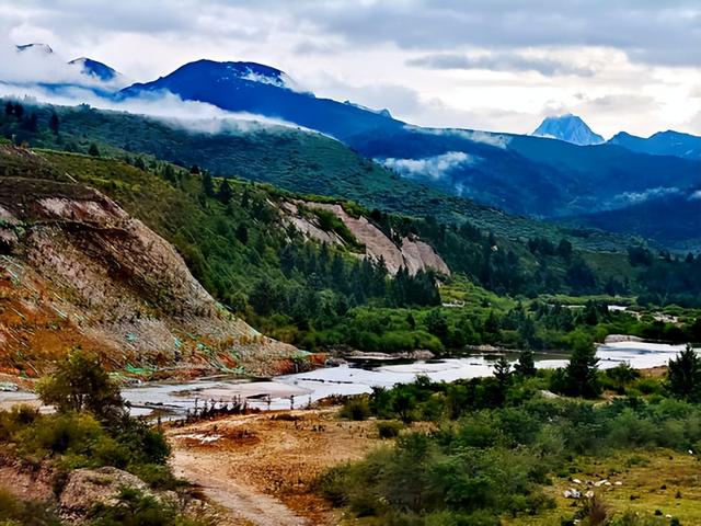 四川旅游：两到人间瑶池黄龙行（图）