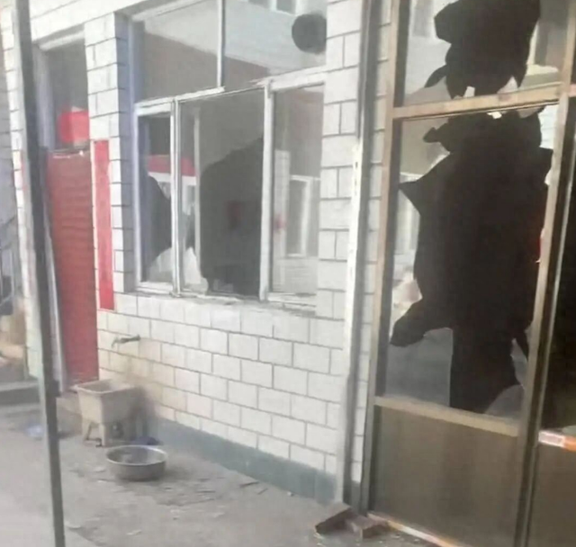 山西狗咬人血案再曝细节：剔骨刀上无死者DNA，真相更扑朔迷离