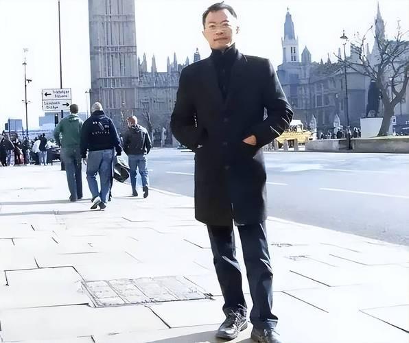 建议把中国分成7个国家，愿为美国战死，北大教授为何口出狂言？