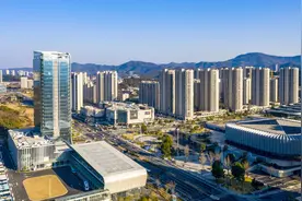 三处地铁站，代表临安三类人群图片
