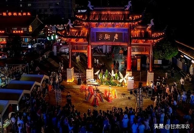 “苏超”爆火：始于足球，成于文化